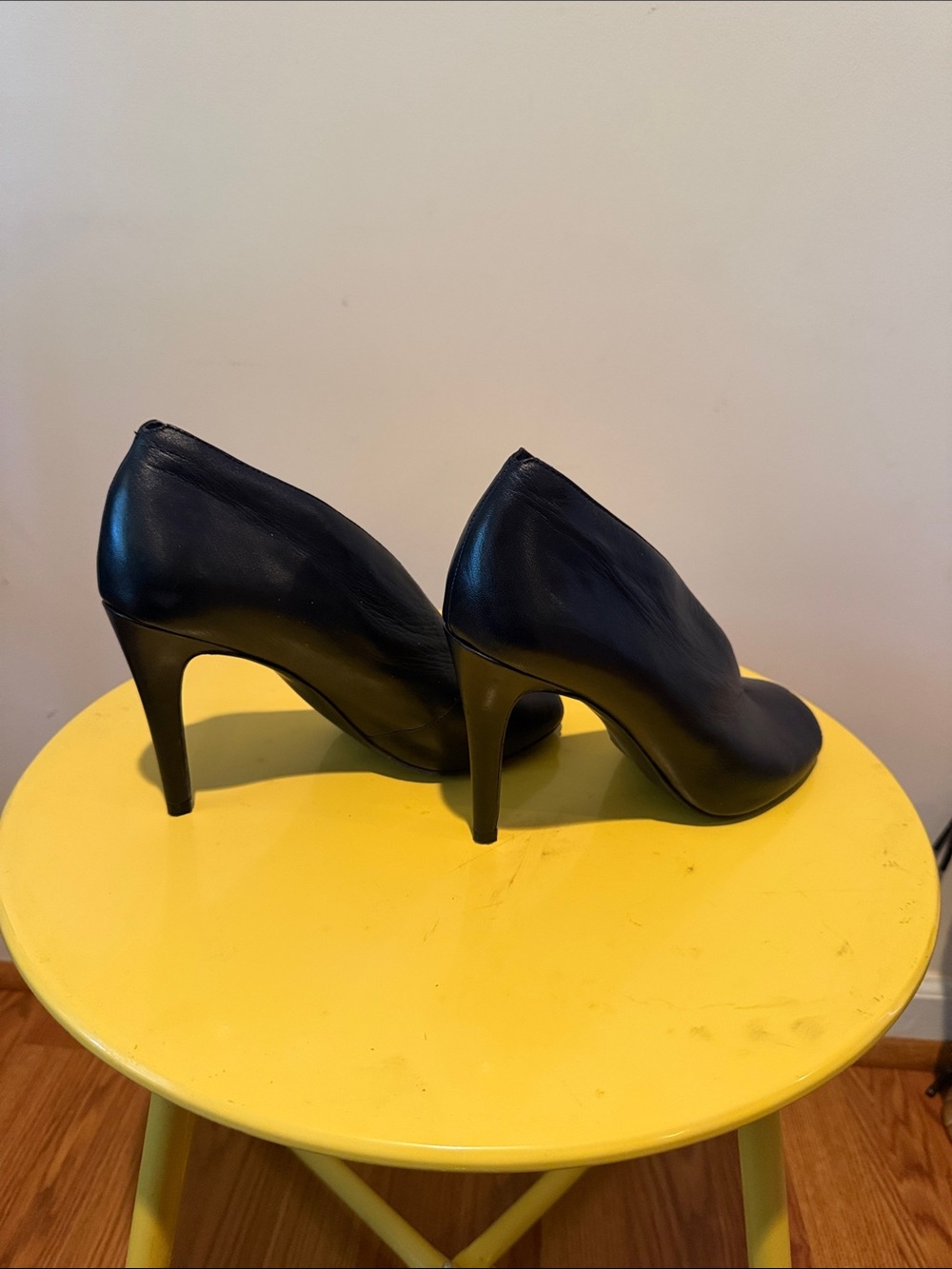levity Black Leather Stiletto Ankle-Cut Pumps